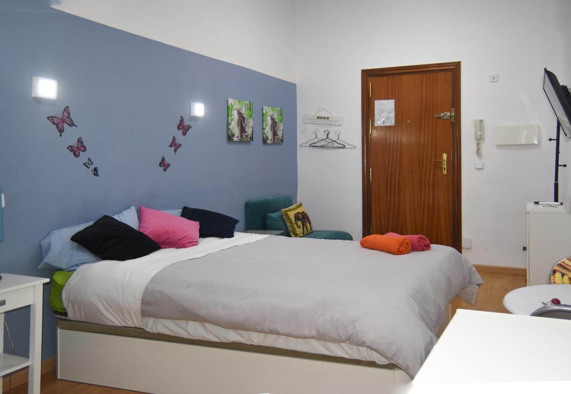 Loft Puerta De Sol Apartment Madrid Luaran gambar